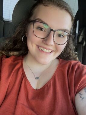 Meet your Posher, Alivia